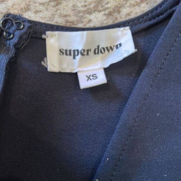 Superdown Elegant Blue V-Neck Outfit romper - Picture 4 of 10